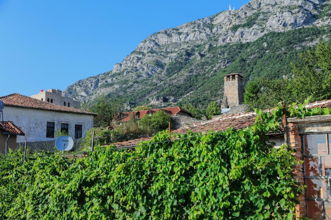 Kaloshi Villa Krujë 外观 照片